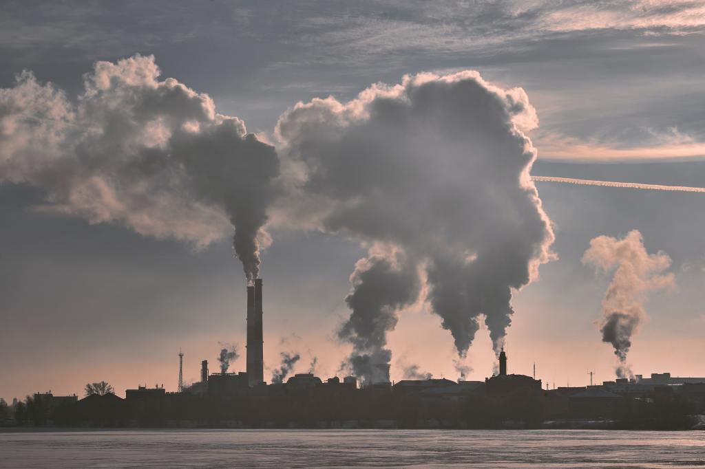Project 15: Analyzing Industry Carbon Emissions